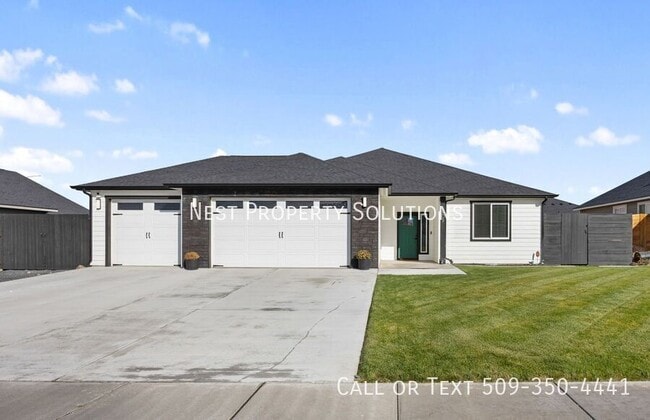 property at 909 5th Ave NE