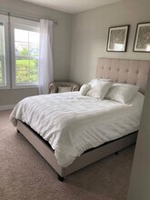 292 Tyner Loop Cir in Chapel Hill, NC - Building Photo - Building Photo