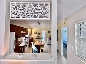 5417 Jersey Ave S in Gulfport, FL - Building Photo - Building Photo