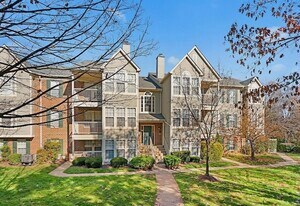 13101 Briarcliff Ter, Unit #9-911 in Germantown, MD - Building Photo