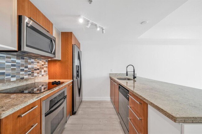 185 SW 7th St, Unit 2603 in Miami, FL - Building Photo - Building Photo