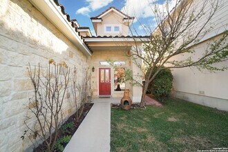 1354 Crown Brook in San Antonio, TX - Building Photo - Building Photo