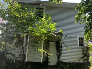65 E Maplewood Ave in Dayton, OH - Building Photo - Building Photo
