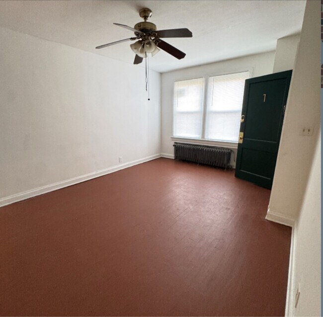 441 Manor Pl NW in Washington, DC - Foto de edificio - Building Photo