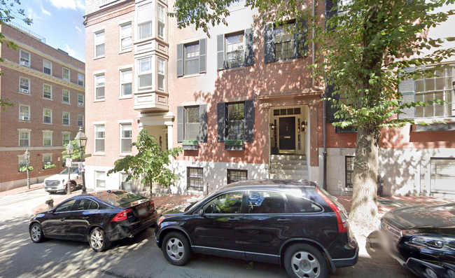 95 Mount Vernon St, Unit 51 in Boston, MA - Foto de edificio - Building Photo