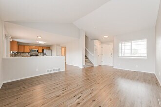 647 Branding Iron Ln in Castle Rock, CO - Foto de edificio - Building Photo