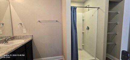 5837 Bay Pl in Panama City, FL - Building Photo - Building Photo