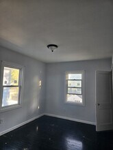 31 Ellen St in New Brunswick, NJ - Building Photo - Building Photo