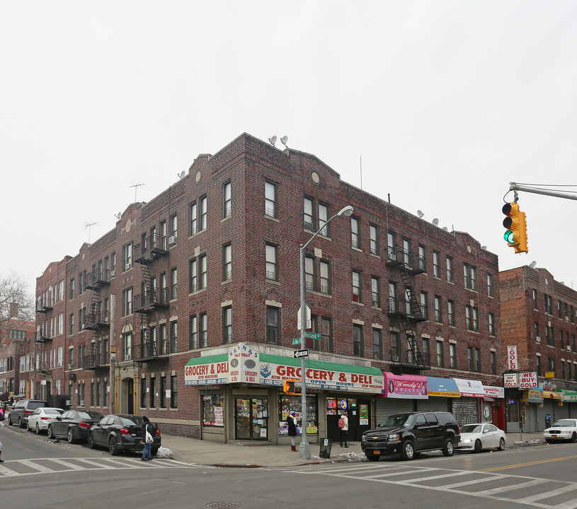 73 E 96th St in Brooklyn, NY - Foto de edificio