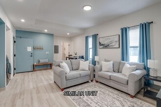 4 Bridge St in Nashua, NH - Building Photo - Building Photo