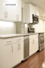 331 E 89th St in New York, NY - Building Photo - Building Photo