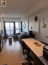 560 Rideau St in Ottawa, ON - Building Photo - Building Photo