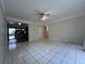 98-310-310 Kamehameha Hwy in Aiea, HI - Building Photo - Building Photo