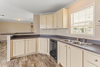 5102 E 12th St in Panama City, FL - Building Photo - Building Photo