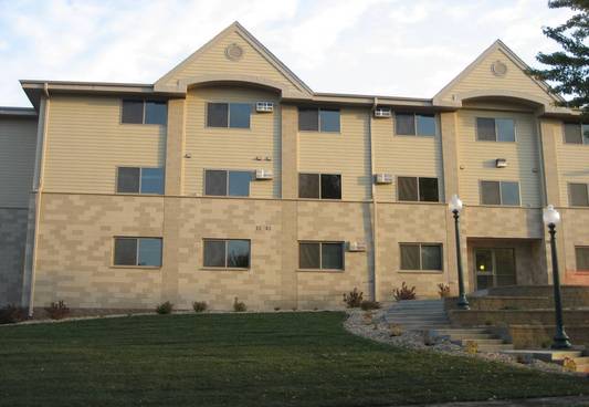 Cathedral Heights Apartments in Sioux Falls, SD - Building Photo