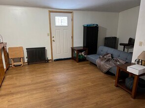 241 Main St in Orono, ME - Building Photo - Building Photo