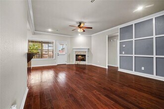 904 SW Caprington St in Bentonville, AR - Foto de edificio - Building Photo