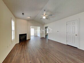 105 Bristol View Cir in Winston-Salem, NC - Building Photo - Building Photo