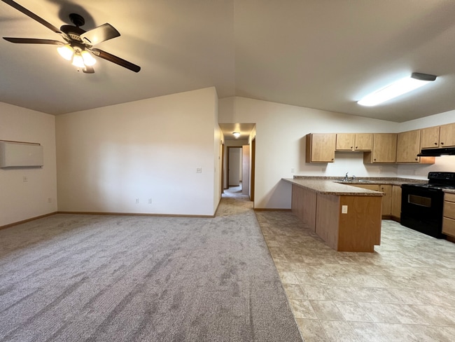 6903 Weston Ridge Dr in Weston, WI - Building Photo - Building Photo