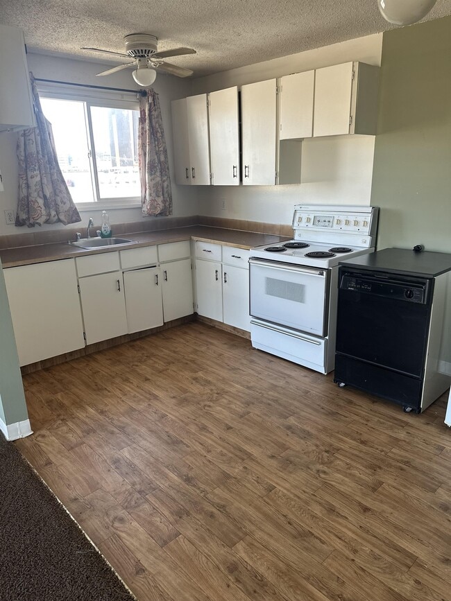 property at 2731 9th Ave