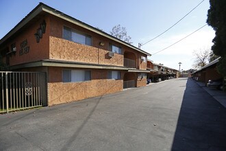 Casa Del Rey Apartments in San Gabriel, CA - Building Photo - Building Photo