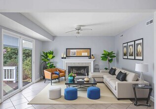 2802 Cove Ridge Rd in Midlothian, VA - Building Photo - Building Photo