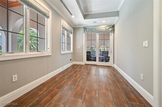 433 5th St S in Naples, FL - Building Photo - Building Photo
