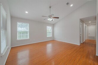 1105 Panama St in Houston, TX - Building Photo - Building Photo