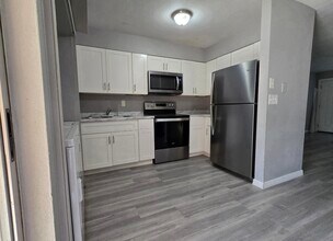 103 Flint St in Sebastian, FL - Building Photo - Building Photo