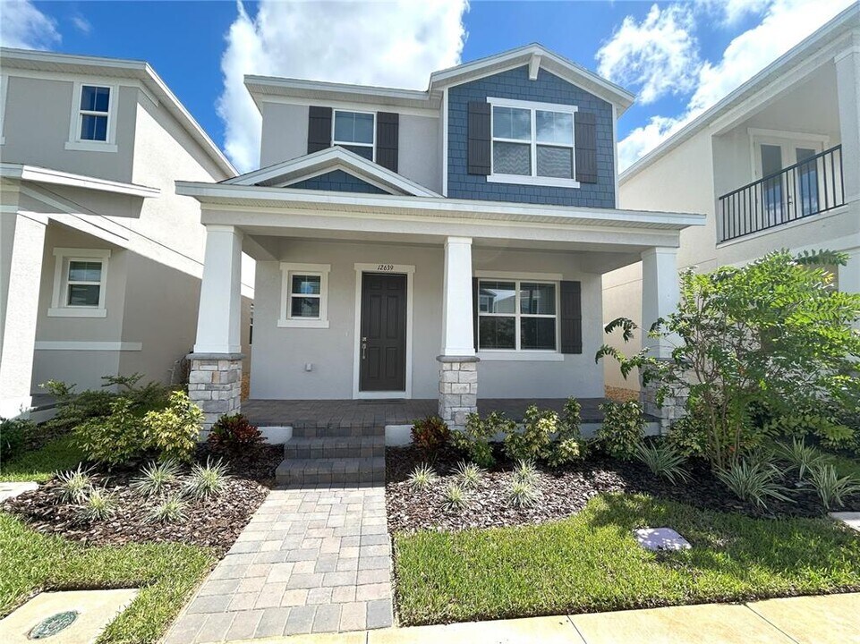 12639 Clear Sapphire Dr in Winter Garden, FL - Building Photo