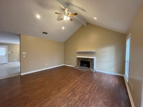 5929 Stockwood St in Bossier City, LA - Building Photo - Building Photo