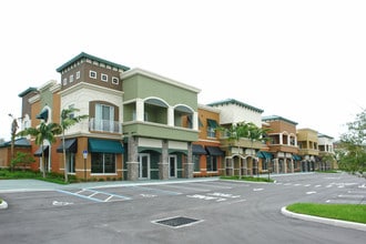 1014 Gateway Blvd in Boynton Beach, FL - Building Photo - Building Photo