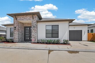 10403 Anchorage Passage in Richmond, TX - Building Photo - Building Photo