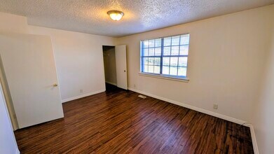 2751 Park Dale Dr in Nashville, TN - Building Photo - Building Photo