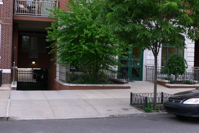 2323 31st Ave
