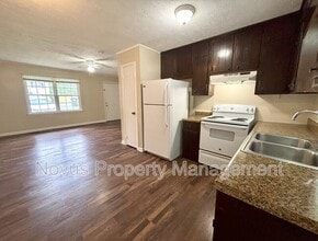 5 Gees Ln in Carrollton, GA - Building Photo - Building Photo