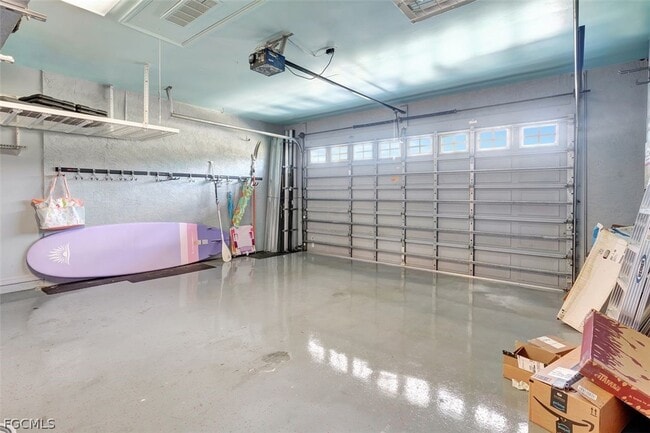 5794 Elizabeth Ann Way in Ft. Myers, FL - Building Photo - Building Photo