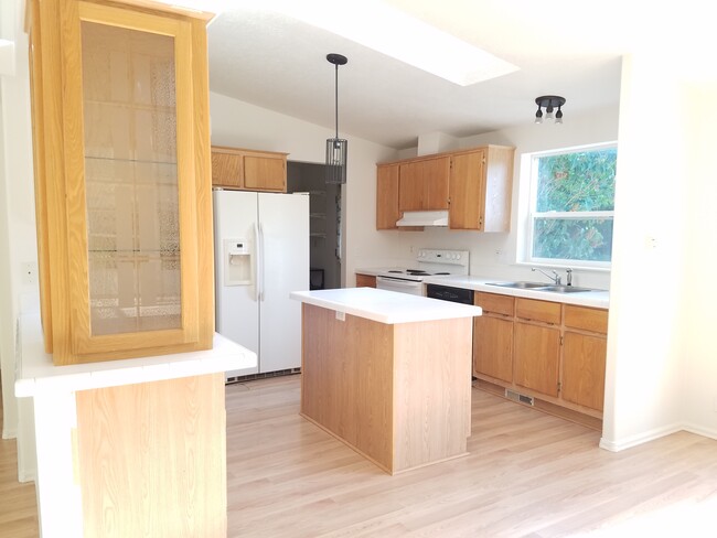 property at 7614 81st Ave NW