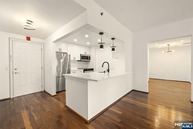 property at 3109 City Pl