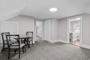 1412 Arrow Ave, Unit 2 in Anderson, IN - Building Photo