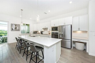 17662 Santorini Ct in Venice, FL - Building Photo - Building Photo