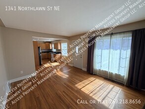 1341 Northlawn St NE in Grand Rapids, MI - Building Photo - Building Photo