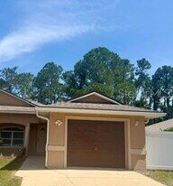 22 Plateau Ln in Palm Coast, FL - Building Photo