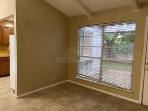 412 Skyline Ave in Killeen, TX - Foto de edificio - Building Photo