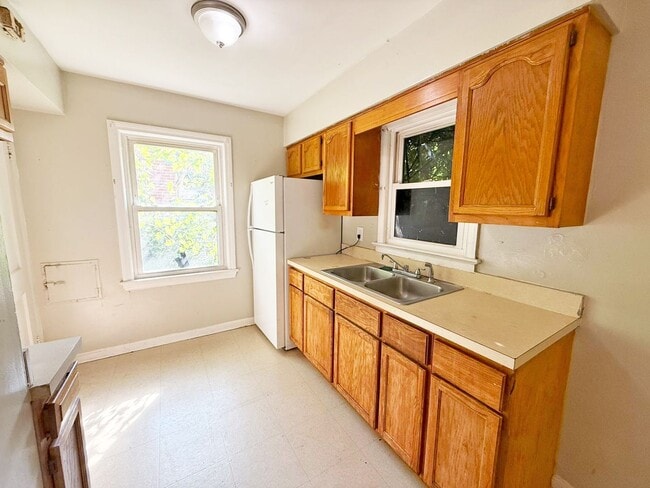 property at 12205 Marne Ave