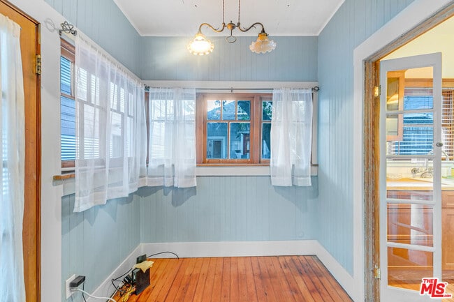 30 Paloma Ave in Los Angeles, CA - Building Photo - Building Photo