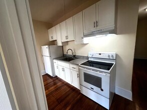 884 Huntington Ave, Unit 5 in Boston, MA - Building Photo - Building Photo