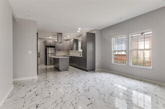 729 S Waverly Dr in Dallas, TX - Building Photo - Building Photo