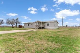 1908 Ilka Switch in Seguin, TX - Building Photo - Building Photo