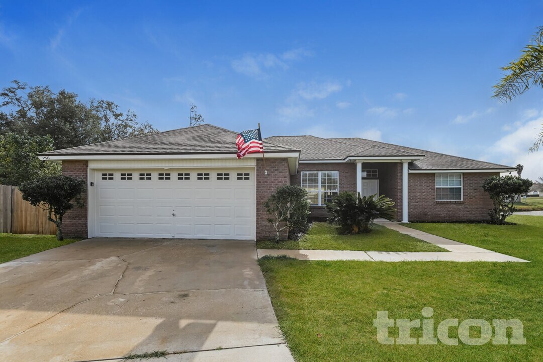 11507 Otters Den Ct E in Jacksonville, FL - Foto de edificio